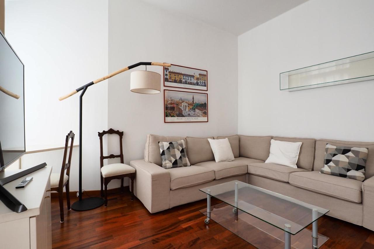 Duomo Luxury Apartment VI Милан Экстерьер фото