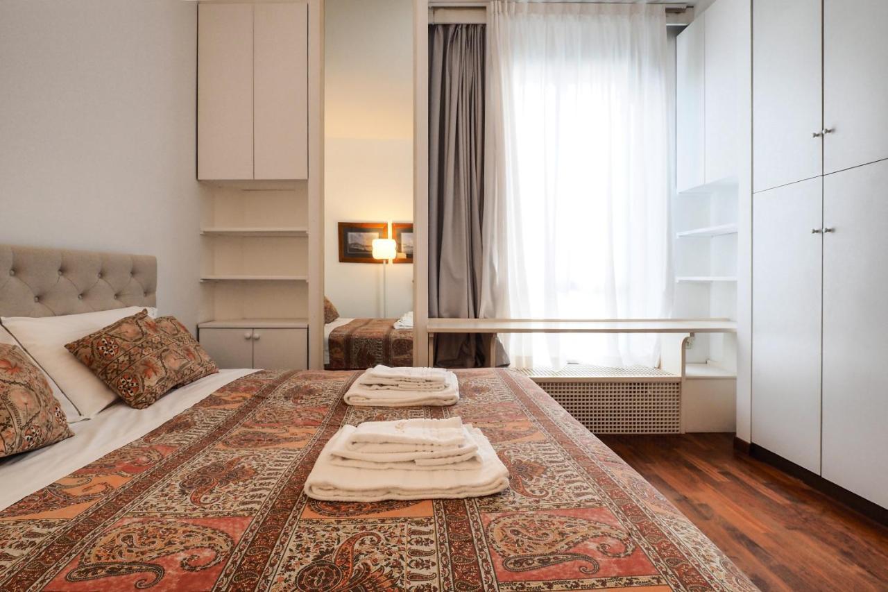 Duomo Luxury Apartment VI Милан Экстерьер фото